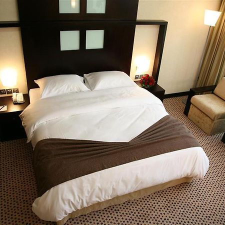 Symphony Hotel Apartments Dubai Room photo